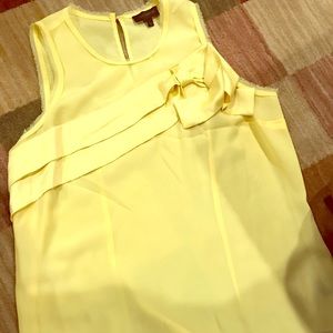 Cute little yellow blouse